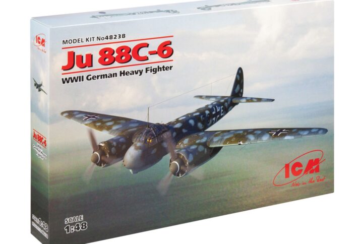 Збірна модель ICM - Ju 88С-6, Німецький важкий винищувач 2 Світової війни (48238)