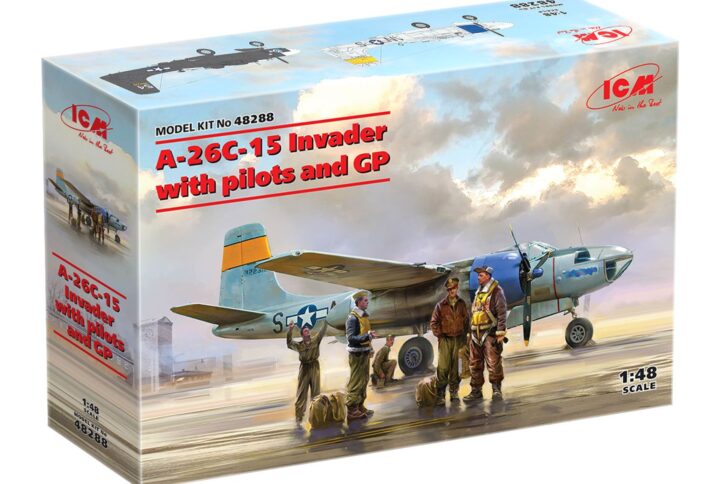 Збірна модель ICM - A-26С-15 Invader з пілотами та наземним персоналом (48288)