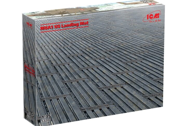 Збірна модель ICM - M8A1 Аеродромне покриття США (210х336 mm) (53200)