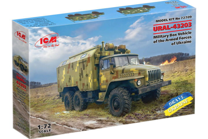 Збірна модель ICM - УРАЛ-43203, військовий автомобіль з кузовом-фургоном Збройних Сил України (72709)