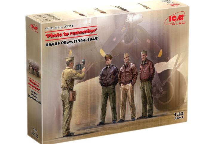 Збірна модель ICM - "Фото на пам'ять". Пілоти ВПС США (1944-1945) (32116)