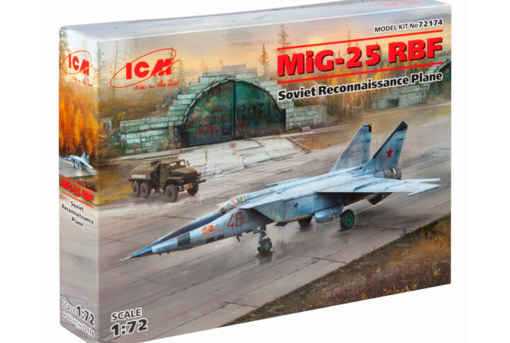 Збірна модель ICM - MіГ-25 РБФ, Радянський літак-розвідник (72174)