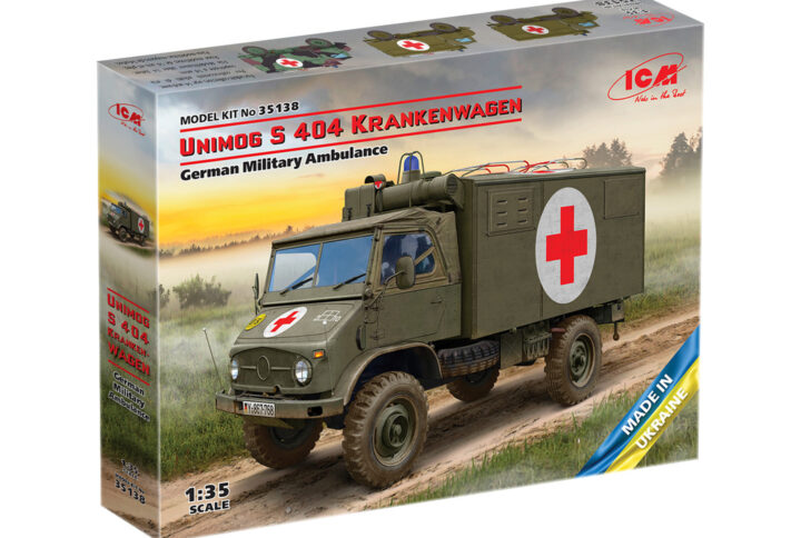 Збірна модель ICM - Unimog S 404, німецький військовий санітарний автомобіль (35138)