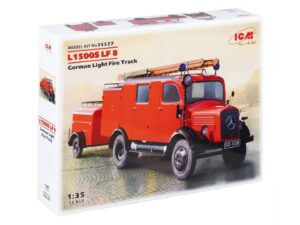 Збірна модель ICM - L1500S LF 8, німецький легкий пожежний автомобіль 2 Світової війни (35527)