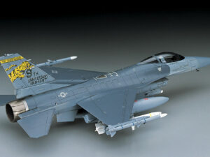 Збірна модель Hasegawa літак F16